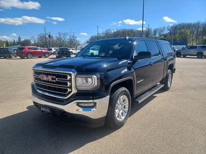 Used 2017 GMC Sierra 1500 4x4 Crew Cab SLE w/ Z71 w/ SLE Value Package
