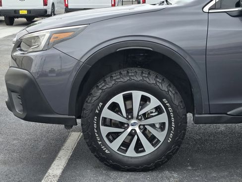 Used 2022 Subaru Outback Premium AWD/4WD image 9