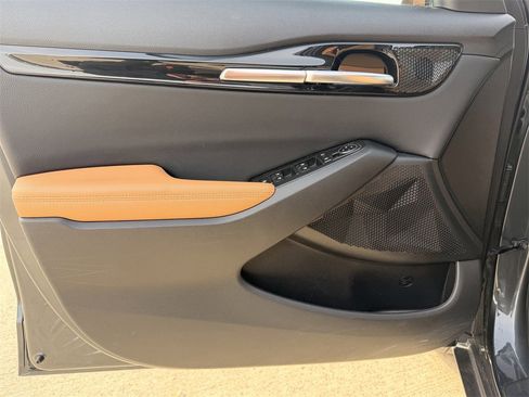 Certified 2024 Kia Seltos EX image 10