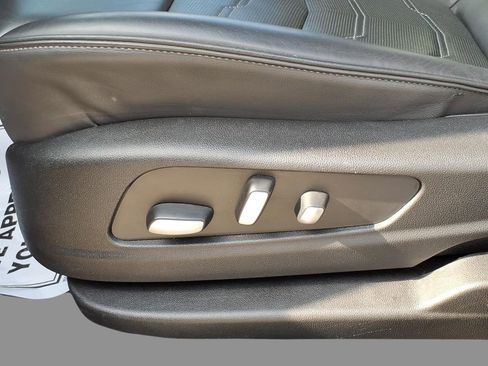 Used 2024 Cadillac XT5 Premium Luxury w/ Platinum Package image 18