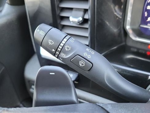 Used 2023 Chevrolet Silverado 1500 High Country w/ High Country Premium Package image 33