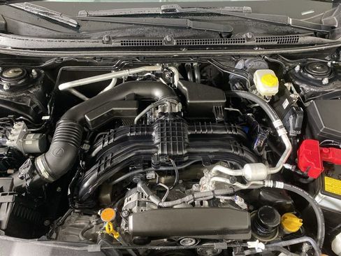 Used 2024 Subaru Crosstrek 2.0i Premium image 27