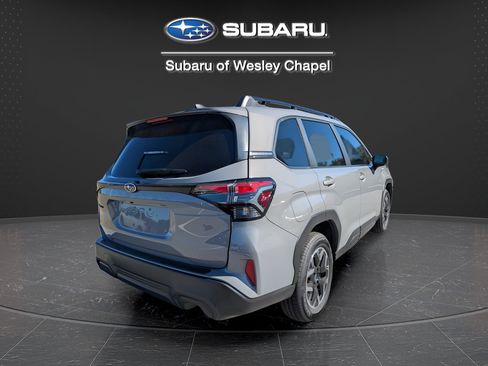 Used 2026 Subaru Forester Premium AWD/4WD image 5