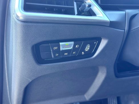 Used 2026 BMW 330i xDrive Sedan image 15