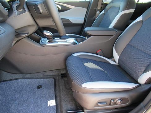 New 2026 Buick Envista Preferred w/ Convenience I Package FWD image 15