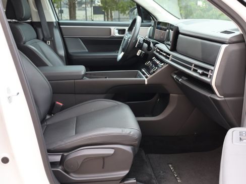 Used 2025 Hyundai Santa Fe XRT AWD/4WD image 19