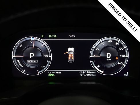 Used 2024 Mitsubishi Outlander SEL AWD/4WD image 2