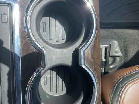 Used 2013 Ford F150 Platinum RWD image 18