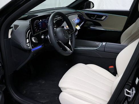 New 2026 Mercedes-Benz E 350 4MATIC Sedan image 13