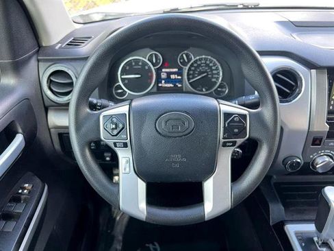 Used 2016 Toyota Tundra SR5 w/ SR5 Upgrade Package image 22