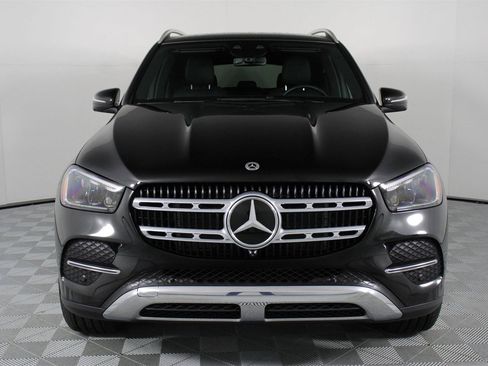 Used 2025 Mercedes-Benz GLE 450e 4MATIC image 10