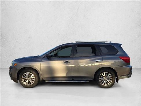 Used 2019 Nissan Pathfinder SL FWD image 8
