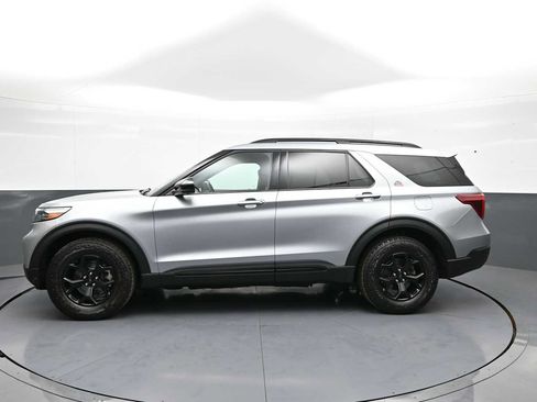 Used 2022 Ford Explorer Timberline w/ Timberline Technology Package AWD/4WD image 9