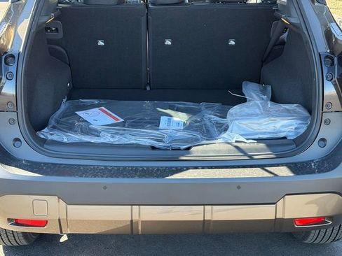 New 2026 Nissan Kicks SV image 4