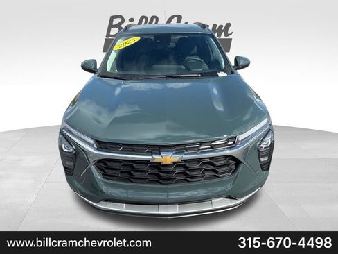 New 2026 Chevrolet Trax LT w/ LT Convenience Package image 32