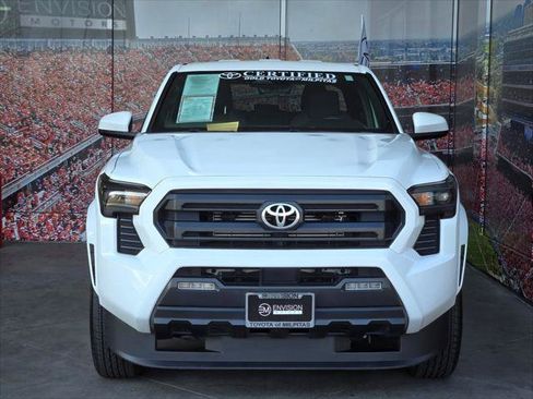 Certified 2024 Toyota Tacoma SR5 AWD/4WD image 3