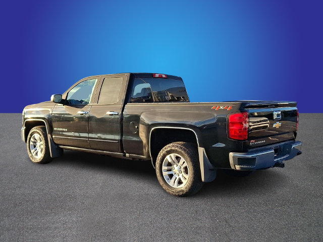 Used 2018 Chevrolet Silverado 1500 LT w/ All Star Edition AWD/4WD image 4