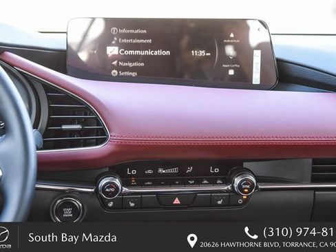 New 2026 MAZDA MAZDA3 Hatchback w/Premium Plus Pkg image 15