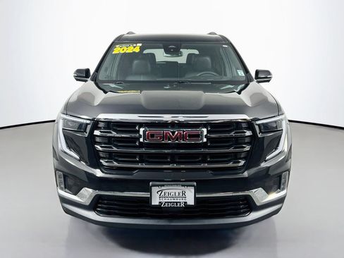 Used 2024 GMC Acadia Elevation AWD/4WD image 2