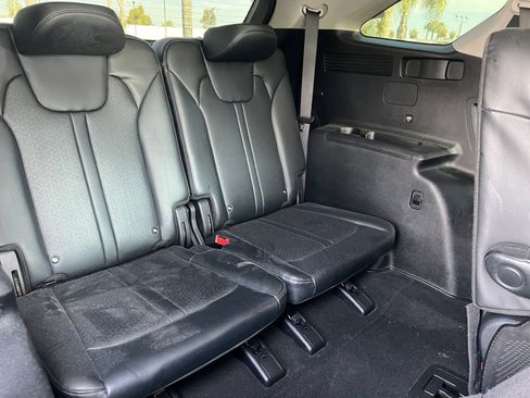 Used 2023 Kia Sorento EX w/ Panoramic Sunroof Package image 17