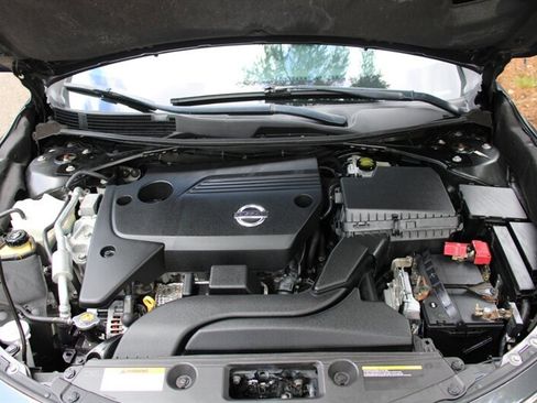 Used 2013 Nissan Altima 2.5 S image 17
