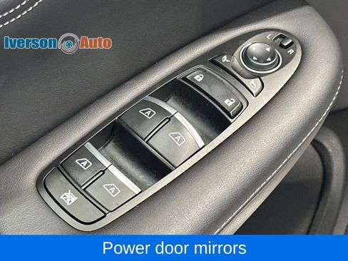 Used 2025 INFINITI QX55 Essential image 17