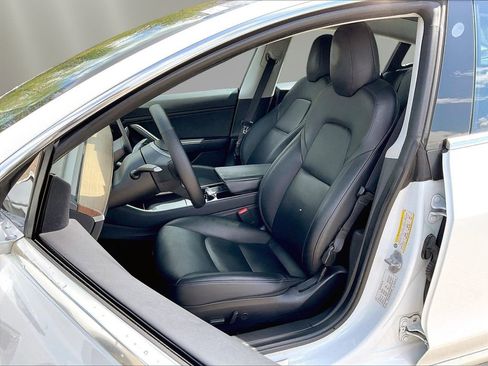 Used 2020 Tesla Model 3 Long Range AWD/4WD image 19