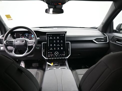 Used 2025 GMC Acadia Elevation image 21