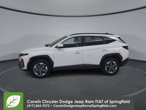 Used 2025 Hyundai Tucson SEL AWD/4WD image 8