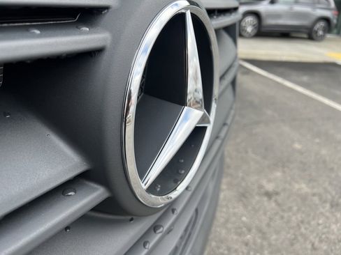 Used 2024 Mercedes-Benz Sprinter 144 Cargo image 11