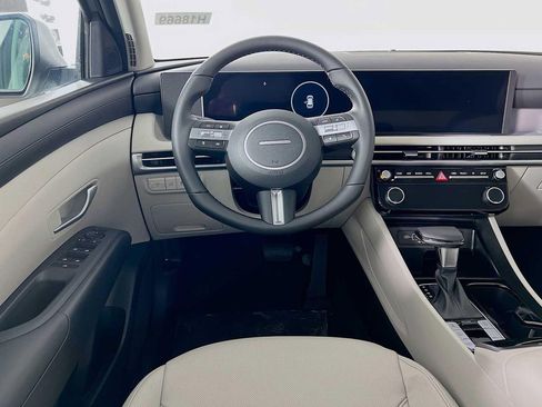 New 2026 Hyundai Tucson SEL image 17