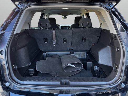 Used 2019 GMC Terrain SLE image 14