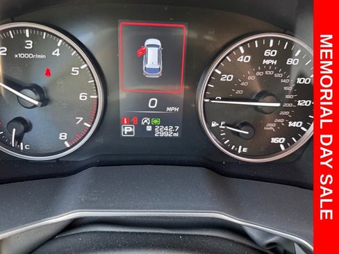 Used 2025 Subaru Outback Limited AWD/4WD image 30