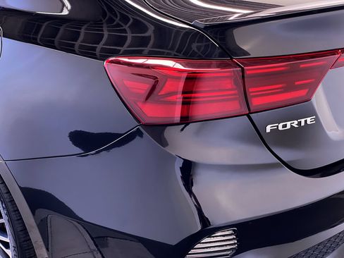 Certified 2023 Kia Forte GT-Line w/ GT-Line Technology Package FWD image 9
