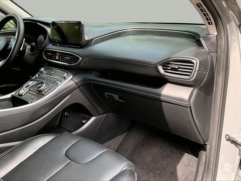 Used 2022 Hyundai Santa Fe Limited FWD image 19