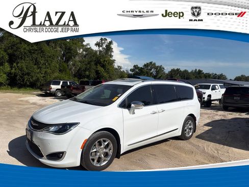Certified 2019 Chrysler Pacifica Limited FWD image 1