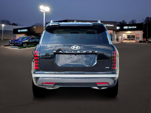 Used 2026 Hyundai Palisade Limited image 6