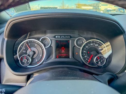 New 2026 RAM 2500 Big Horn AWD/4WD image 18