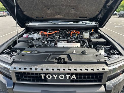 Used 2024 Toyota Land Cruiser w/ Premium Package AWD/4WD image 21