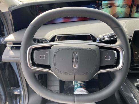 New 2026 Lincoln Nautilus Reserve image 32