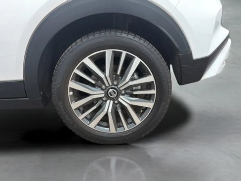 Used 2021 Nissan Kicks SV FWD image 28