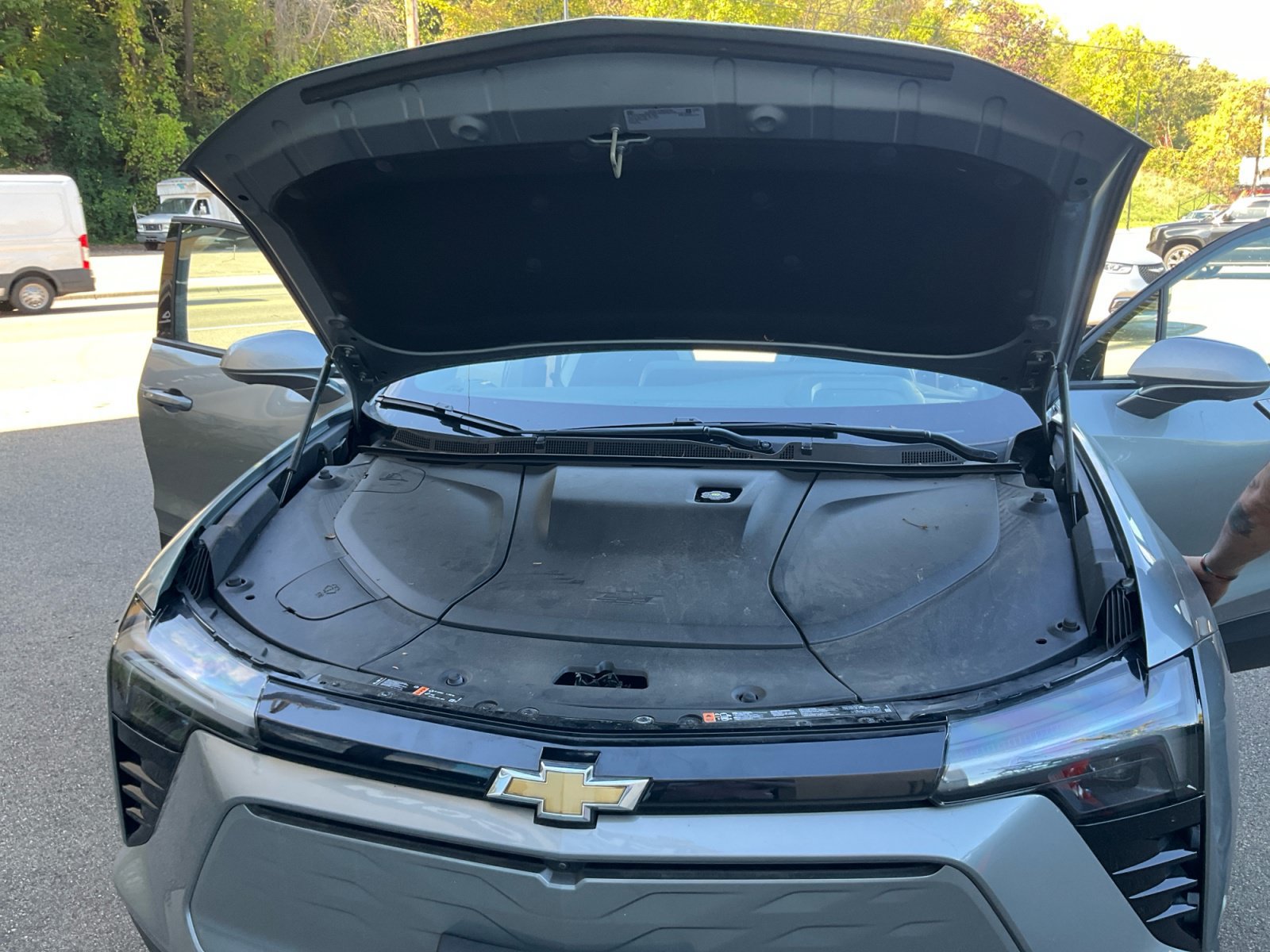 Used 2024 Chevrolet Blazer EV LT AWD/4WD image 25