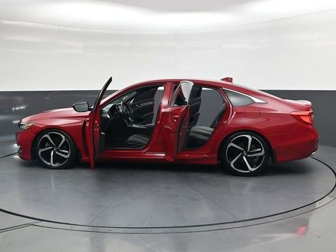 Used 2018 Honda Accord Sport image 41