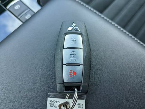 New 2026 Mitsubishi Outlander LE FWD image 31