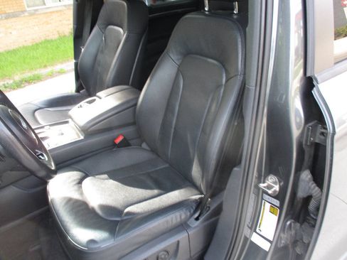 Used 2015 Audi Q7 3.0T S line Prestige w/ Sport Edition AWD/4WD image 87
