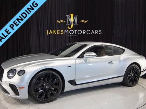 Used 2024 Bentley Continental GT Mulliner image 1