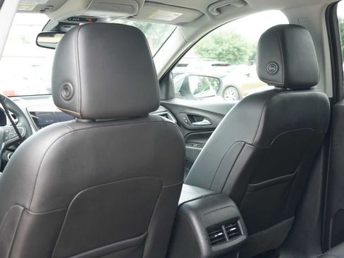 Used 2020 Chevrolet Equinox Premier w/ Premier Redline Edition FWD image 20