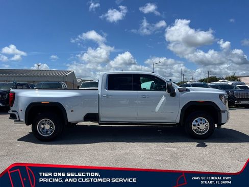 New 2026 GMC Sierra 3500 Denali w/ Denali Reserve Package AWD/4WD image 8