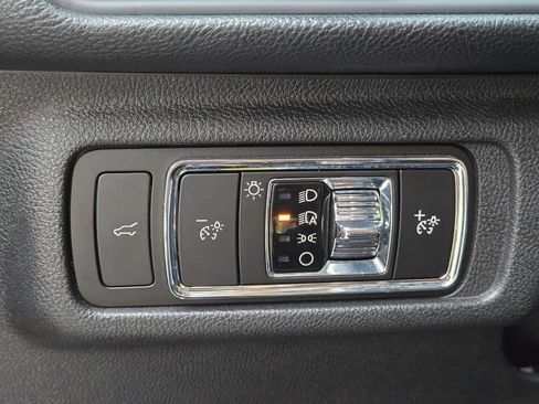 Used 2024 Lincoln Corsair Reserve w/ Equipment Group 201A AWD/4WD image 37