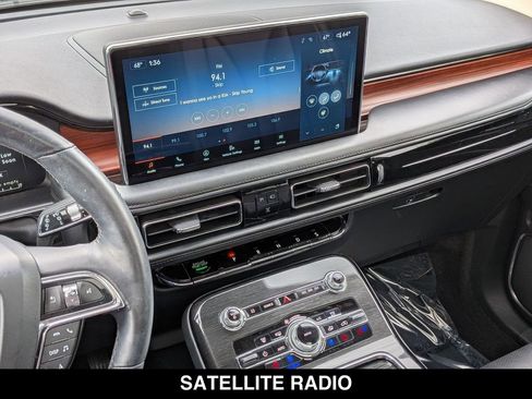 Used 2021 Lincoln Nautilus Reserve AWD/4WD image 24